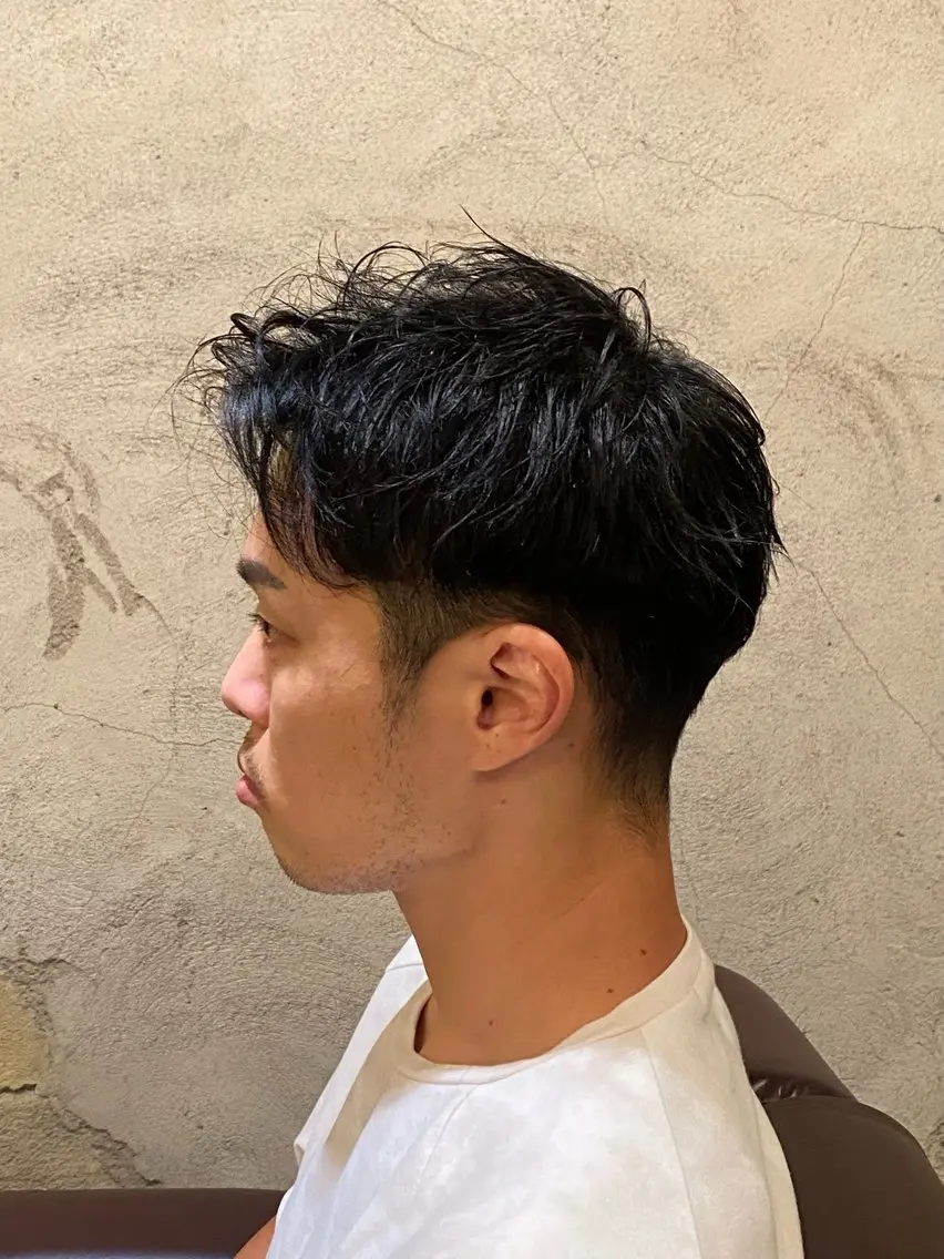 ショート メンズ✂️レディス 岩井勇磨のヘアスタイル