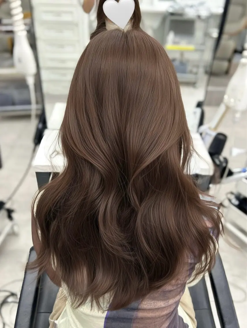 ロング ヘアカラー トリートメント 韓国ヘア🇰🇷／ 艶カラー鈴木萌愛🩶のヘアスタイル