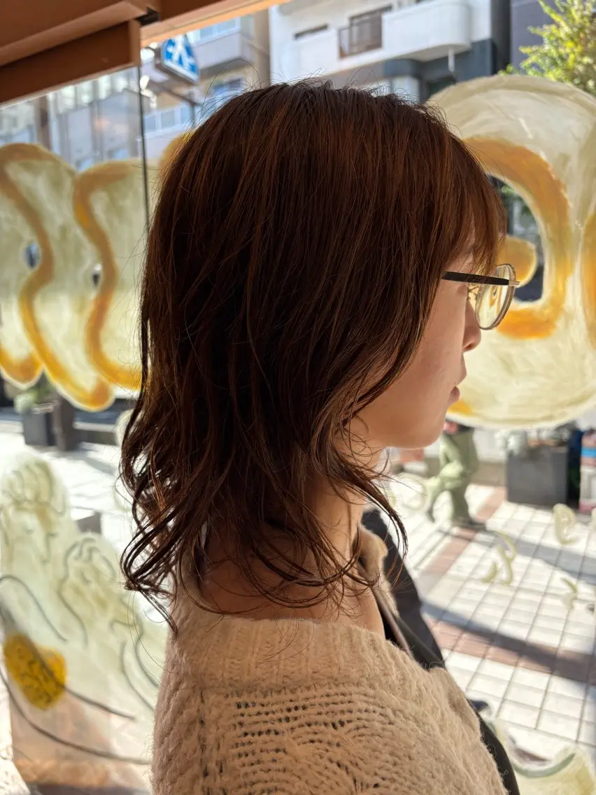ミディアム ミディアムパーマ パーマ 淀 小南津のヘアスタイル