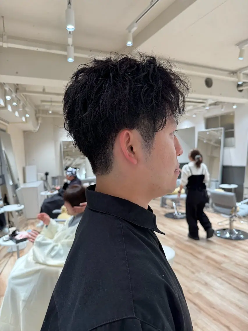 ショート 山崎 光瑠のヘアスタイル