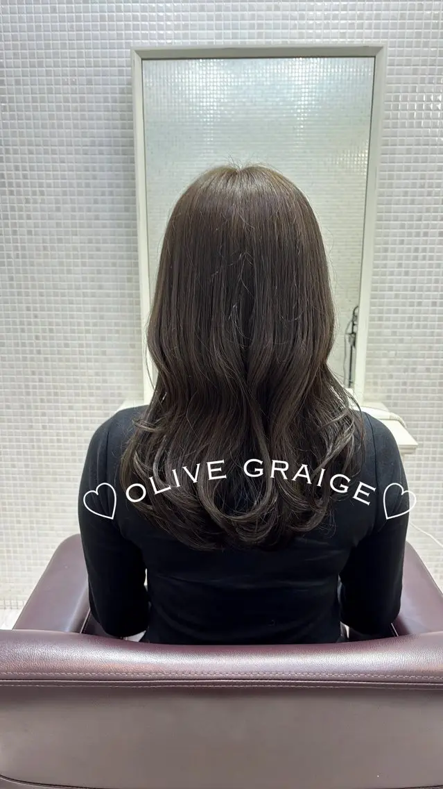 セミロング カラー 黒髪 ケアカラー ダブルカラー カット ヘアカラー トリートメント 🍒桜井 優華🍒のヘアスタイル
