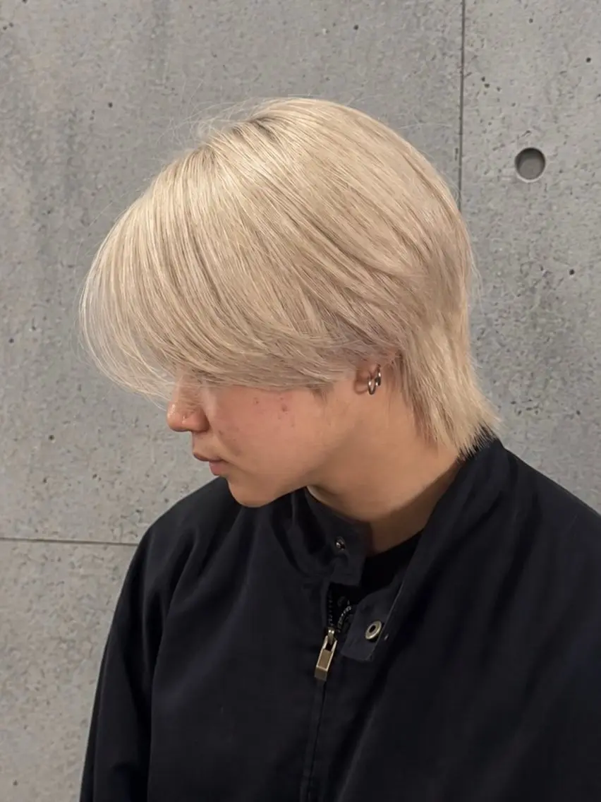 カラー メンズ カット パーマ メンズハイトーン No.1🏆Tiamのヘアスタイル