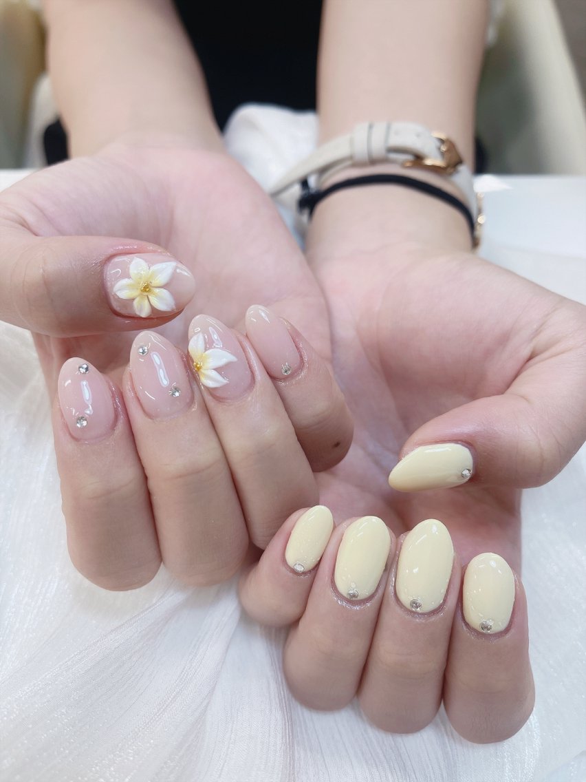 ネイル チークネイル 成人式 フレンチネイル グラデーション 氷ネイル・うるうるネイル ハンドネイル DUO MI nail salonのネイルデザイン