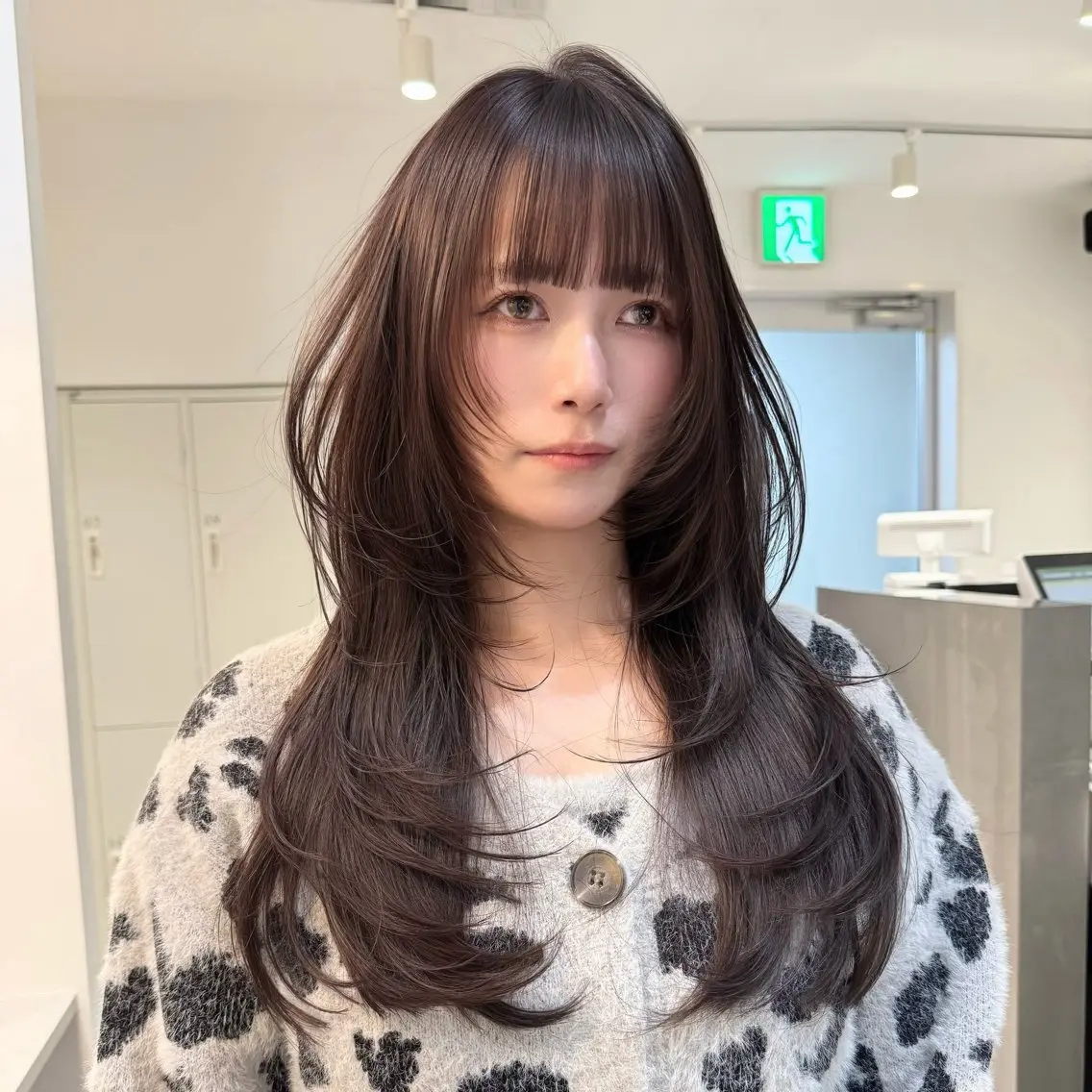 ロング カラー ケアカラー ラベンダーカラー 顔周りカット レイヤーカット 小顔カット カット ヘアカラー トリートメント Mizuki /SOYONのヘアスタイル