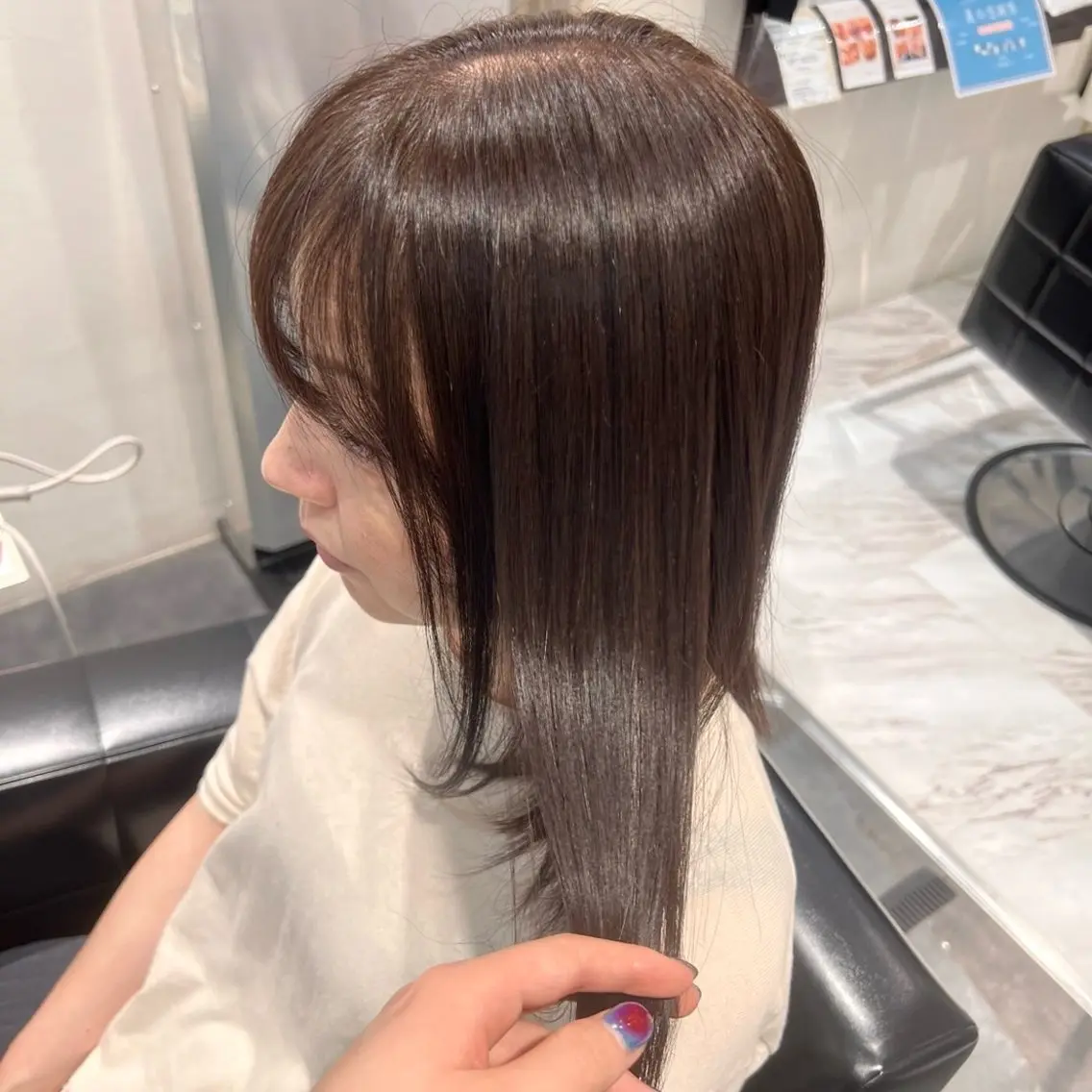 カラー タカハシ リンのヘアスタイル