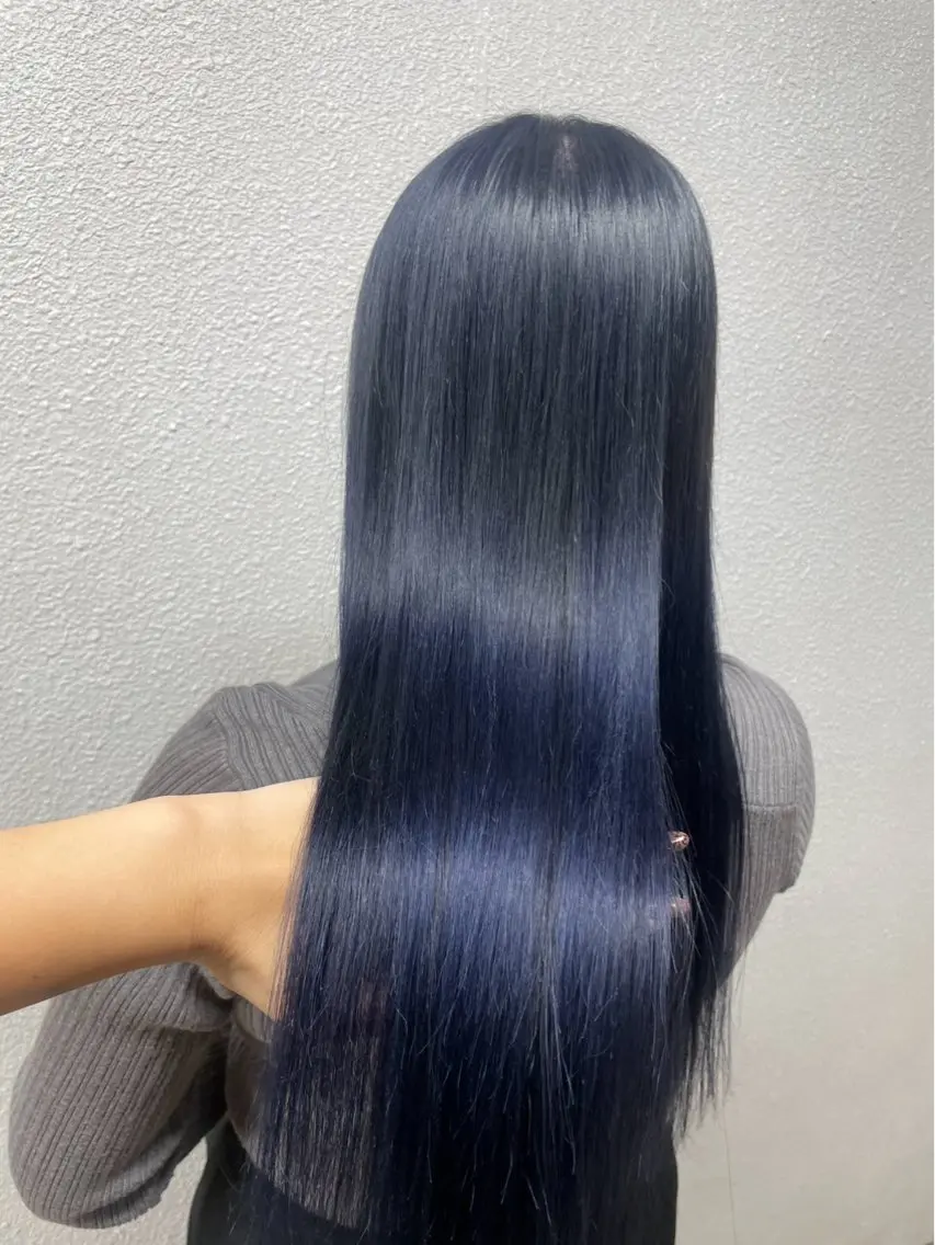 ロング カラー 濱本 樹蘭のヘアスタイル