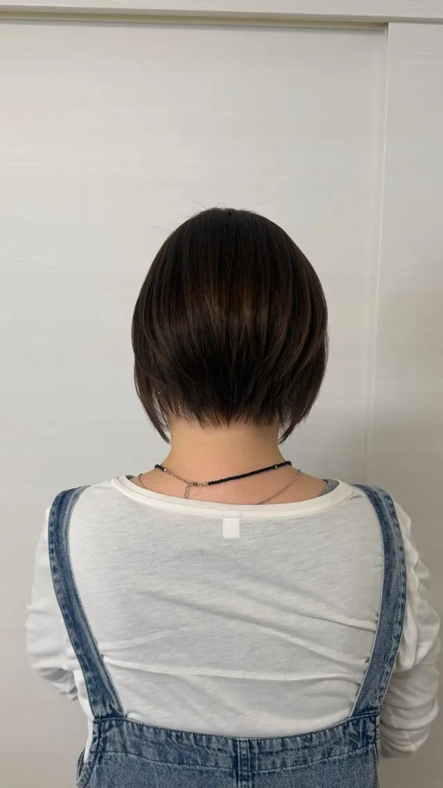 ショート ショートヘア 篠田 奈々のヘアスタイル
