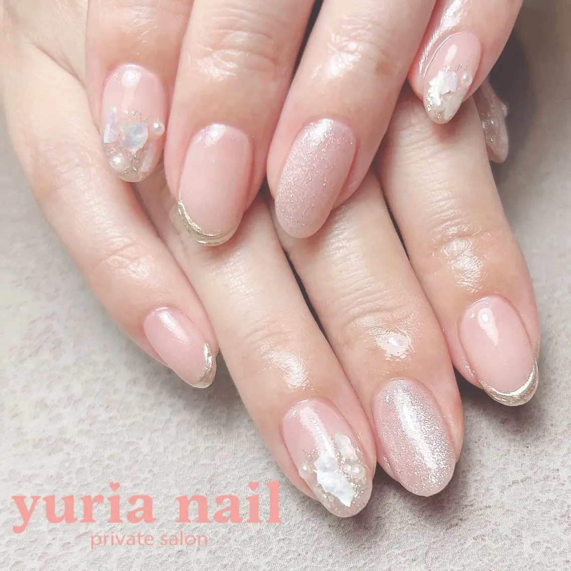 ネイル ジェルネイル キラキラネイル 持ち込み ニュアンスネイル ピンク ハンドネイル 小林 ゆりあのネイルデザイン
