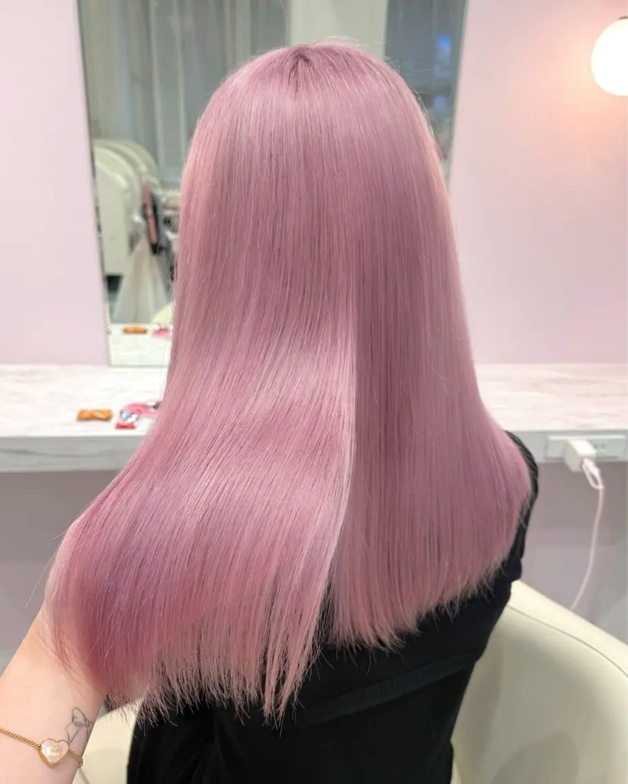 ロング カラー ブリーチ 透明感カラー ハイトーンカラー ヘアカラー ハイトーンカラー💞 くるみ🎀のヘアスタイル