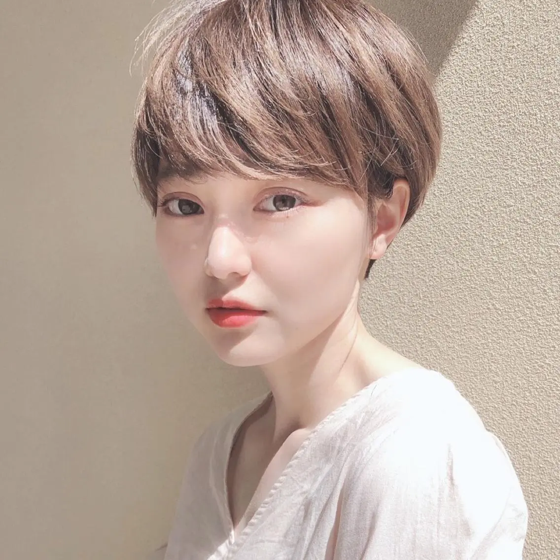 ショート カラー ショートボブ ブリーチ ハイライトカラー ハイトーンカラー ボブ カット ヘアカラー トリートメント 大人可愛いショート 原田美千留のヘアスタイル