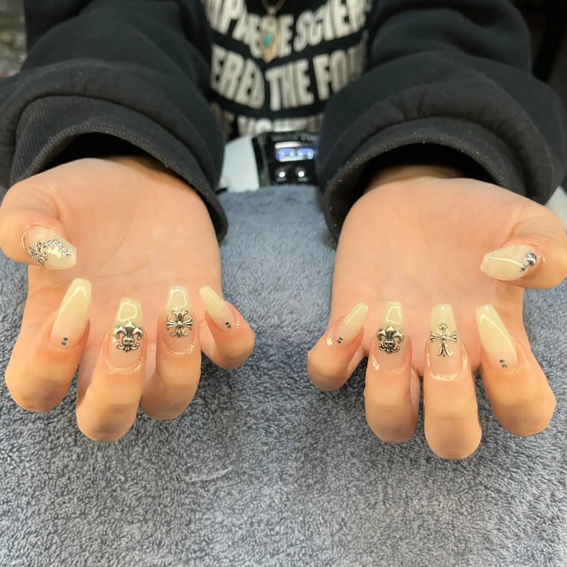 ネイル ハンドネイル フットネイル MHR nailのネイルデザイン