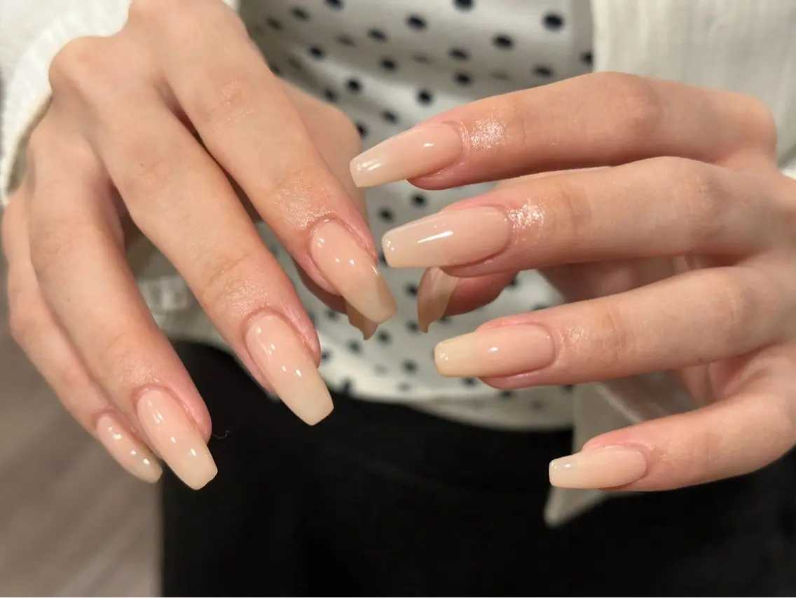セミロング ハンドネイル . azusaのネイルデザイン