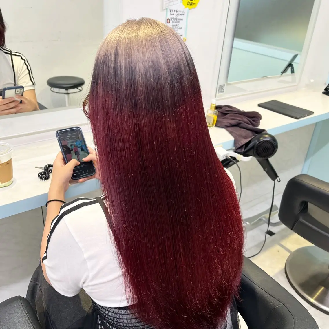 ロング カラー ヘアカラー ブリーチカラー 🩵MIZUKIのヘアスタイル