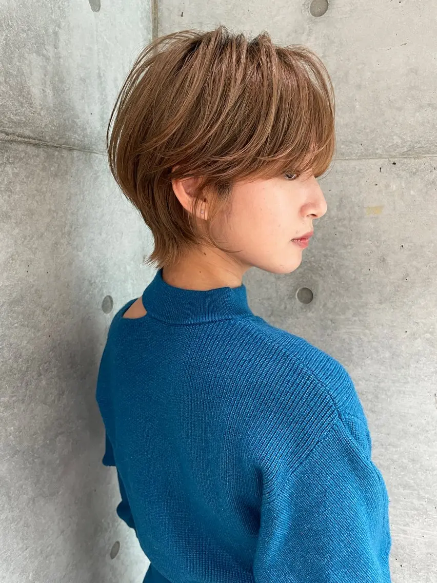 ショート カラー カット ヘアカラー トリートメント Aster 店長 れおんのヘアスタイル