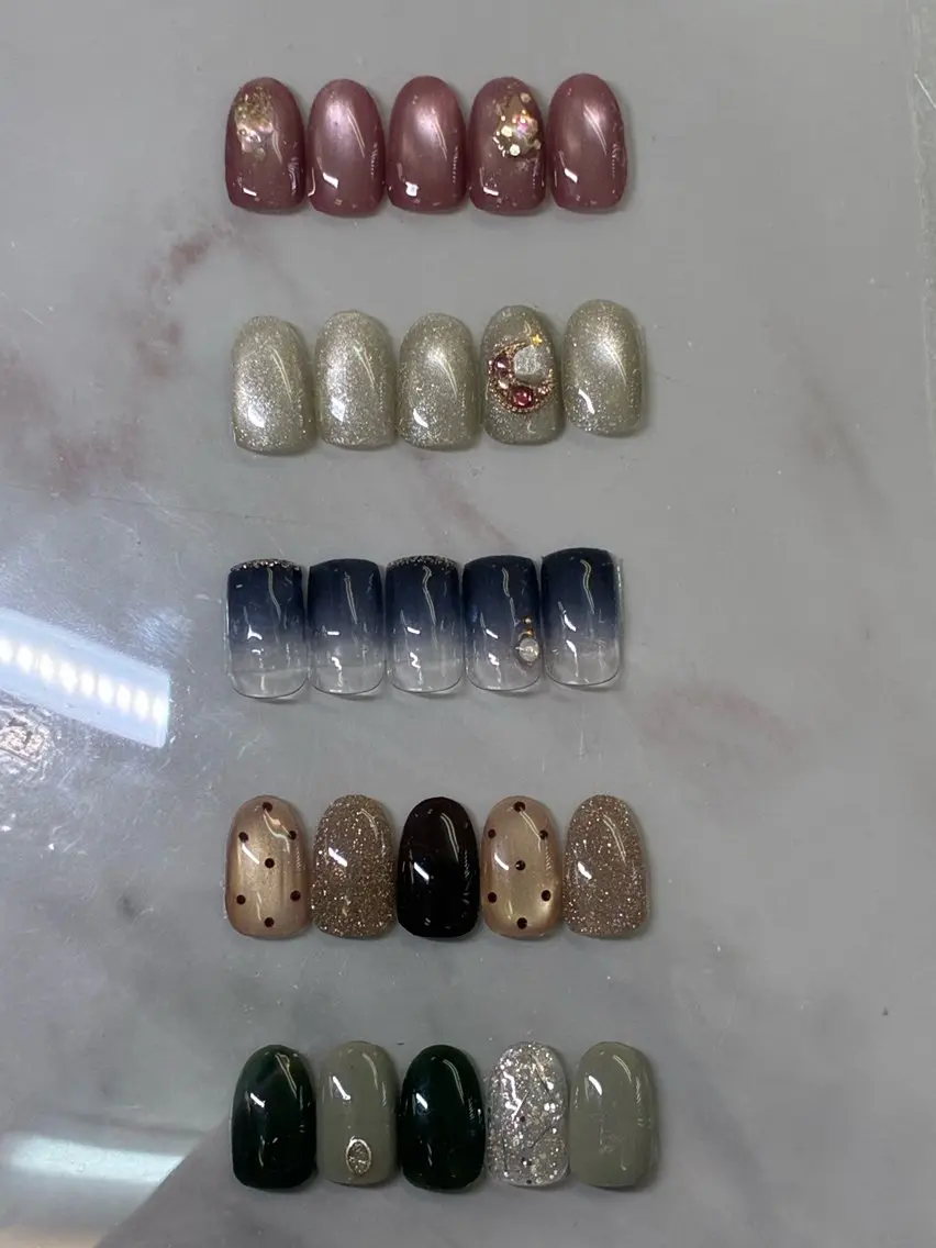 ネイル アートネイル NAILHOLIC 三鷹　　　ミヤビのネイルデザイン