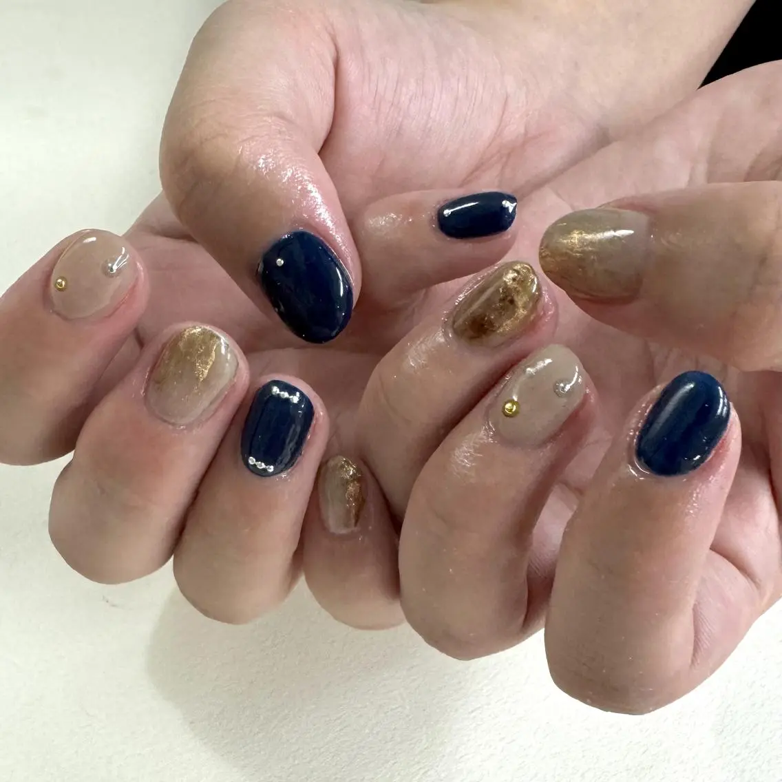 ネイル ジェルネイル 韓国ネイル ニュアンスネイル ワンホンネイル nailstudio eviz新宿店のネイルデザイン