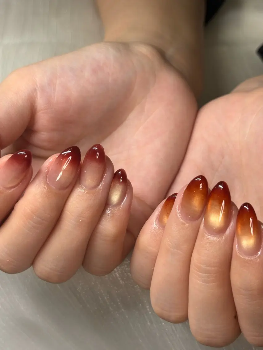 ネイル グラデーション glowé Runaのネイルデザイン