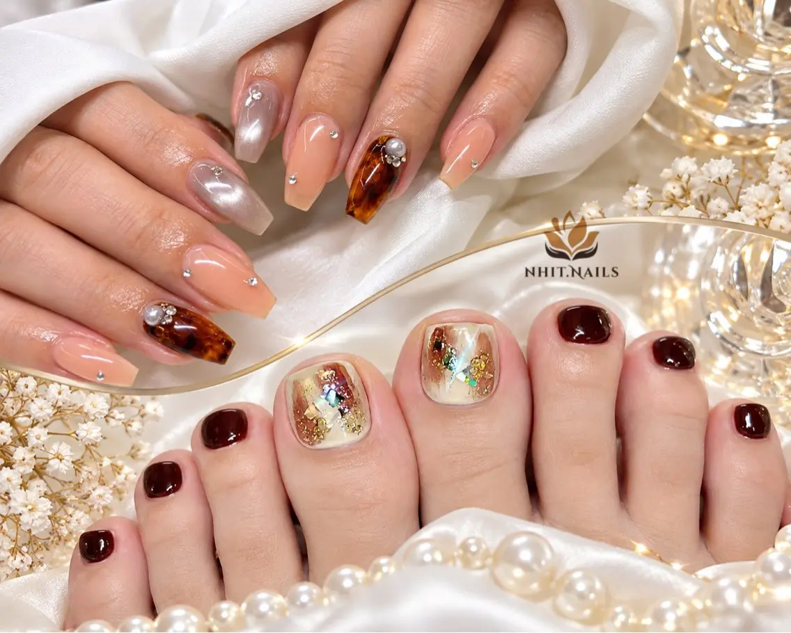 ネイル Nhit Nailsのネイルデザイン