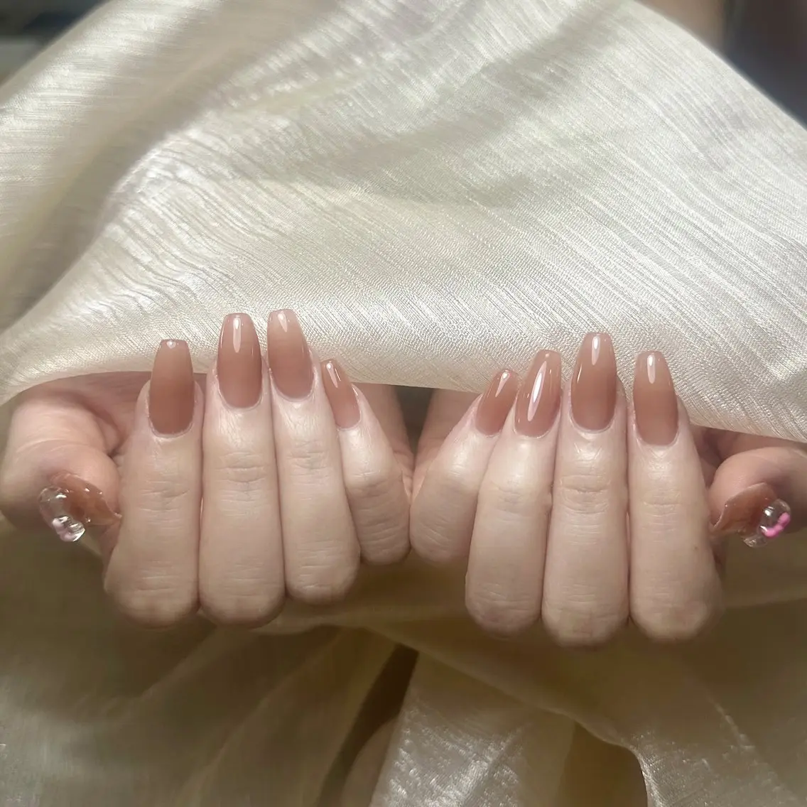 ネイル アートネイル オーロラネイル チークネイル フレンチネイル ガラスフレンチ 🎀YooLi Nail salonのネイルデザイン