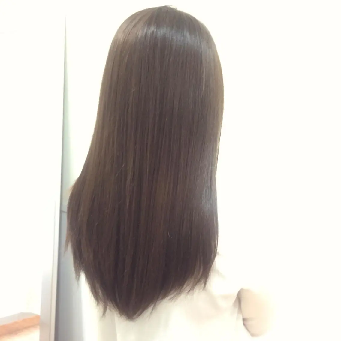 セミロング ロング カラー ブルーカラー ブルージュ 大平 美沙のヘアスタイル