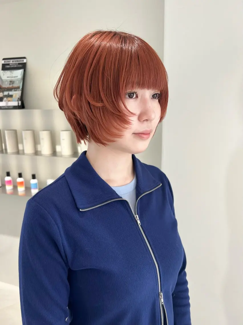 ショート カラー ショートレイヤー ブリーチ ブラウンカラー オレンジ オレンジブラウン カット ヘアカラー RIN🪐 ウルフ／ハイトーンのヘアスタイル