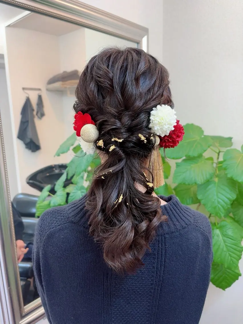 ロング カラー ヘアアレンジ 成人式 結婚式・ブライダル 卒業式のヘアスタイル ロング ヘアセット yukimi .のヘアスタイル