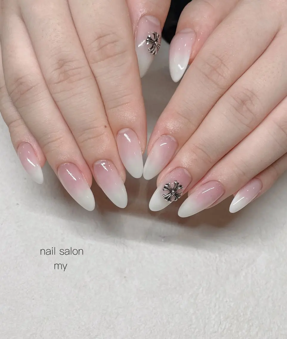 ネイル 韓国ネイル ニュアンスネイル ワンホンネイル NailSalon MYのネイルデザイン