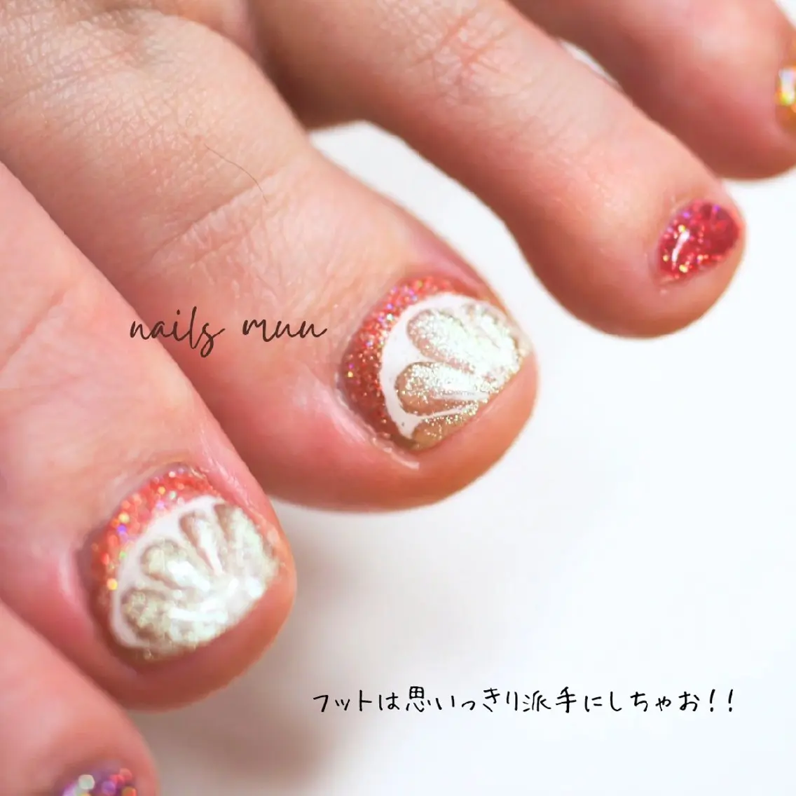 ネイル フラッシュネイル フットネイル オレンジ 夏ネイル nails muu まゆのネイルデザイン