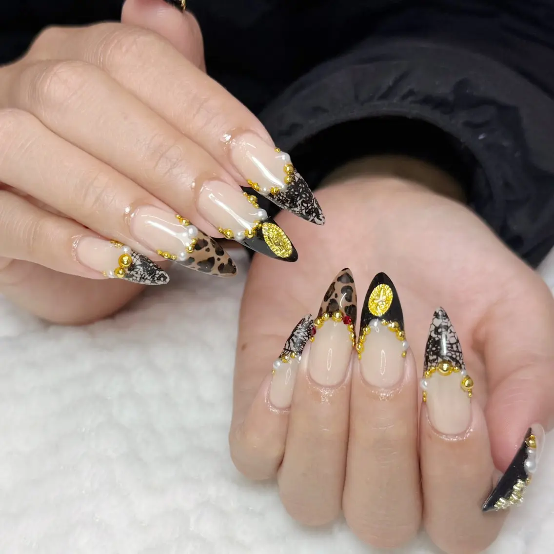 ネイル ハンドネイル Arva Manaのネイルデザイン