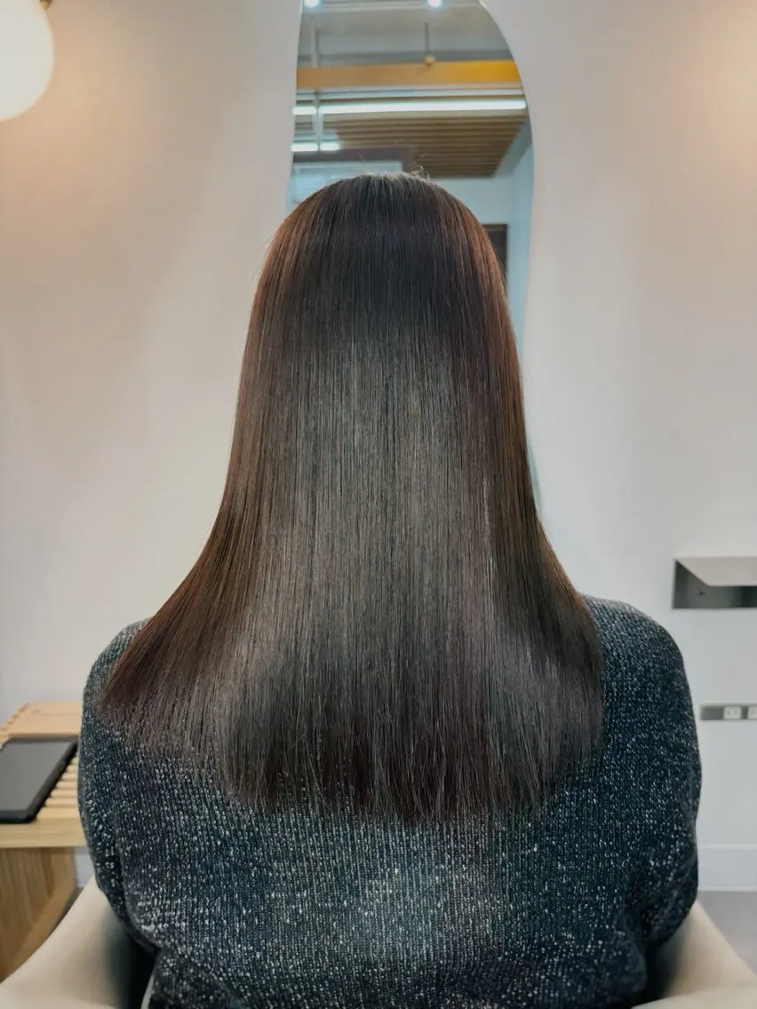 ミニモ限定🪞【髪質改善ヘアカラー特別クーポン】🪞カット+髪質改善ヘアカラー(トリートメント込)の写真