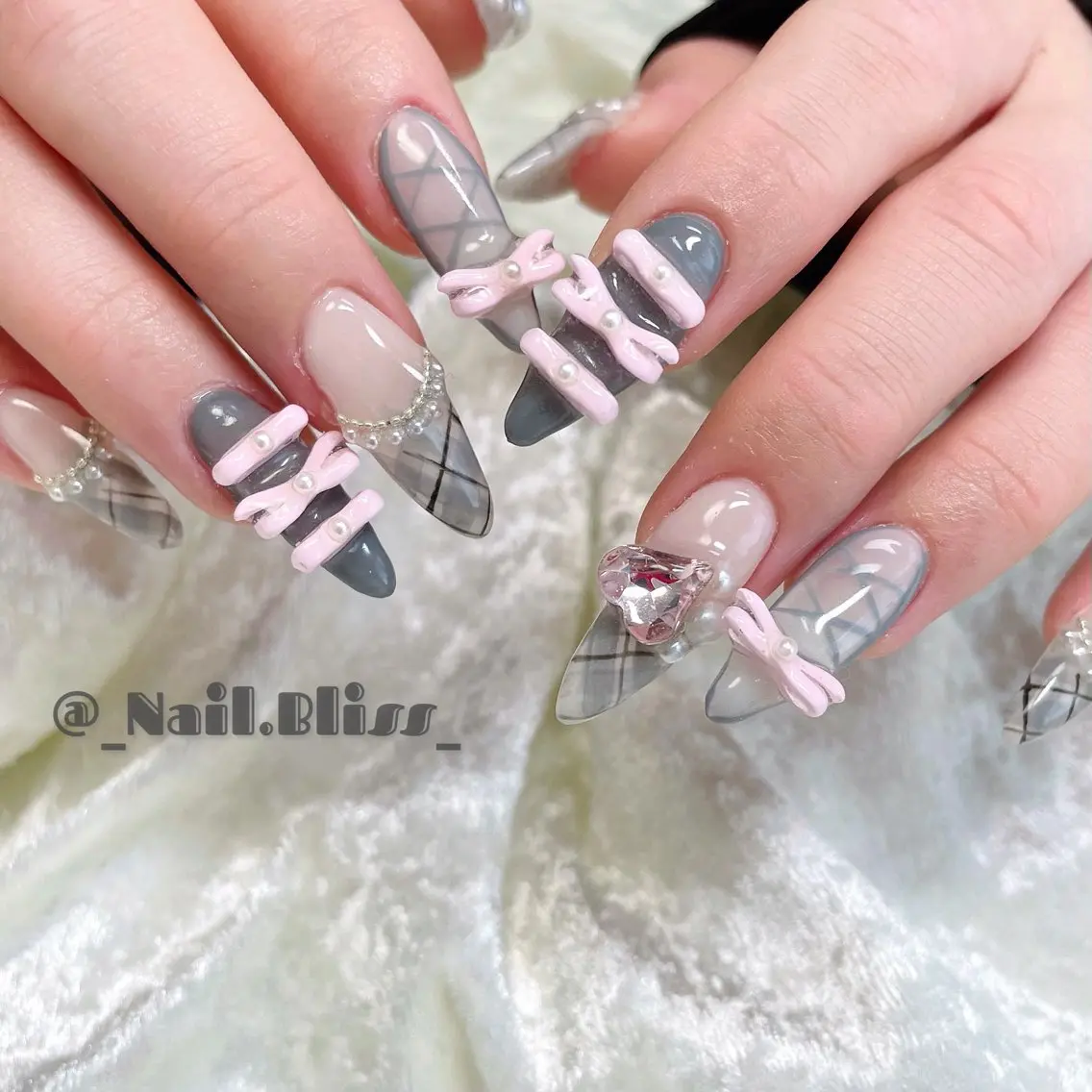 ネイル ハンドネイル NAIL BLISSのネイルデザイン