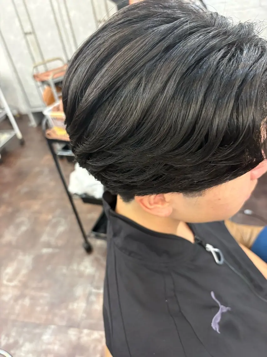 パーマ メンズ メンズパーマ ニュアンスパーマ カット カットモデル🌼 彩羽🫧🪽のヘアスタイル