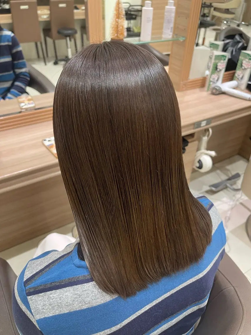 🤍トーンダウンカラー➕トリートメント付き🤍の写真