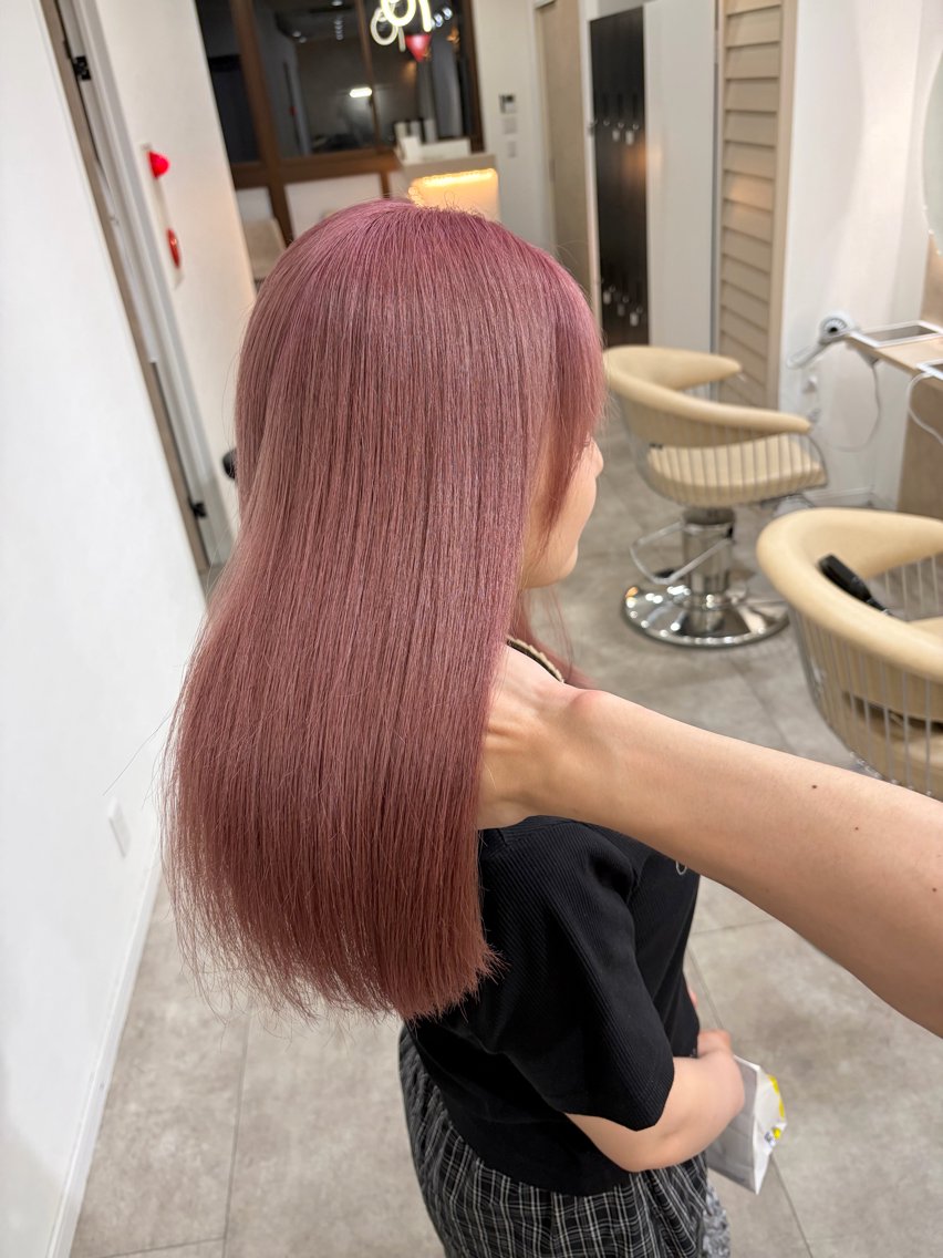 セミロング カット ヘアカラー トリートメント 廣庭 勇人のヘアスタイル