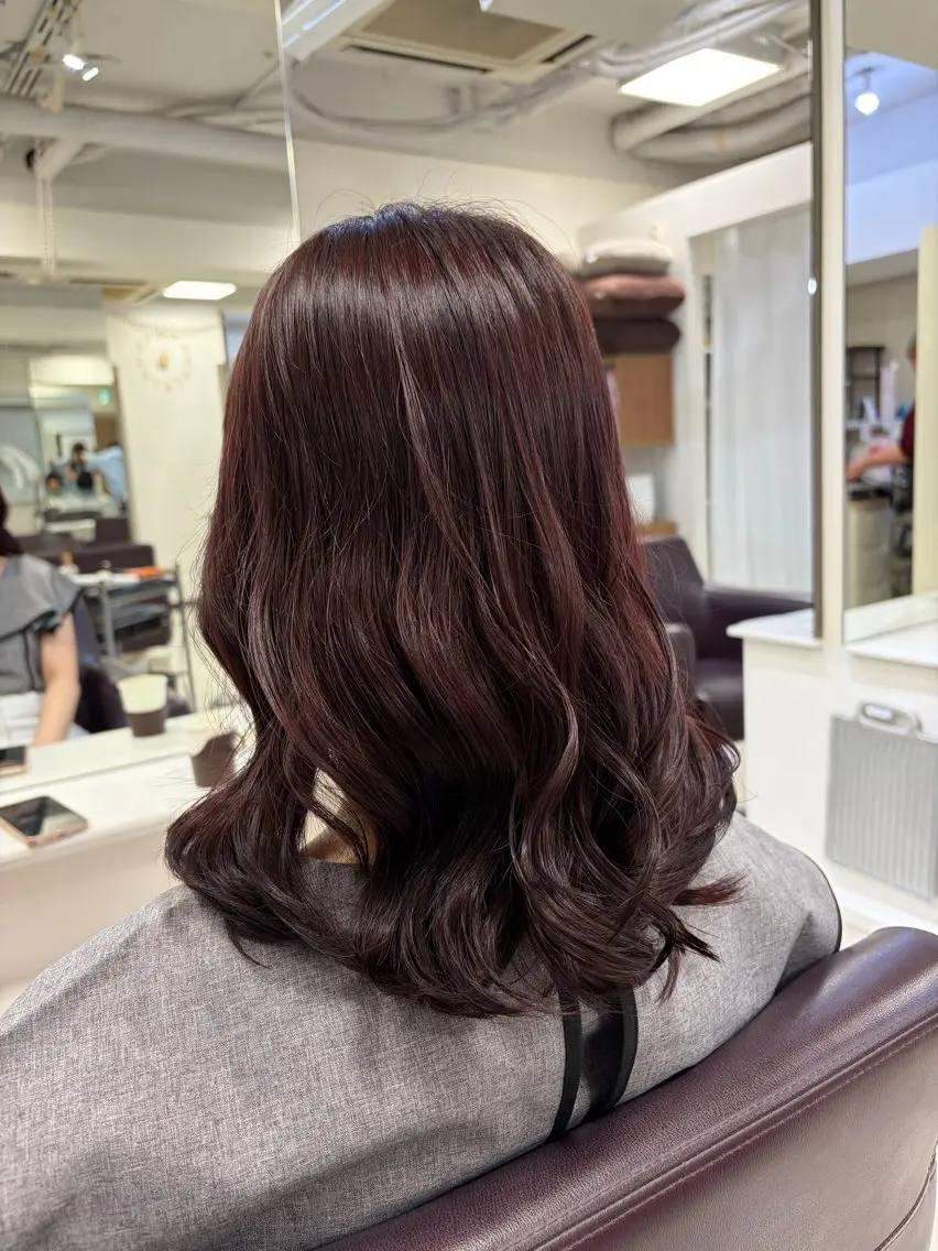 ミディアム カラー ヘアアレンジ ブラウンカラー ピンクカラー ピンクブラウン ヘアカラー タジリ アヤセのヘアスタイル