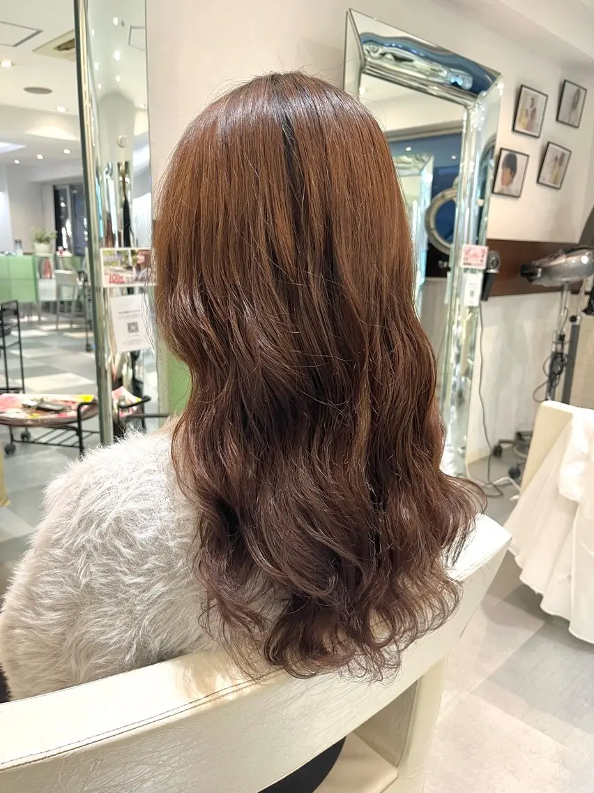 ロング カラー パーマ 韓国風ヘア ロング トリートメント デジタルパーマ カット ヘアカラー パーマ トリートメント コテ巻き風パーマ 藤澤　知彌のヘアスタイル