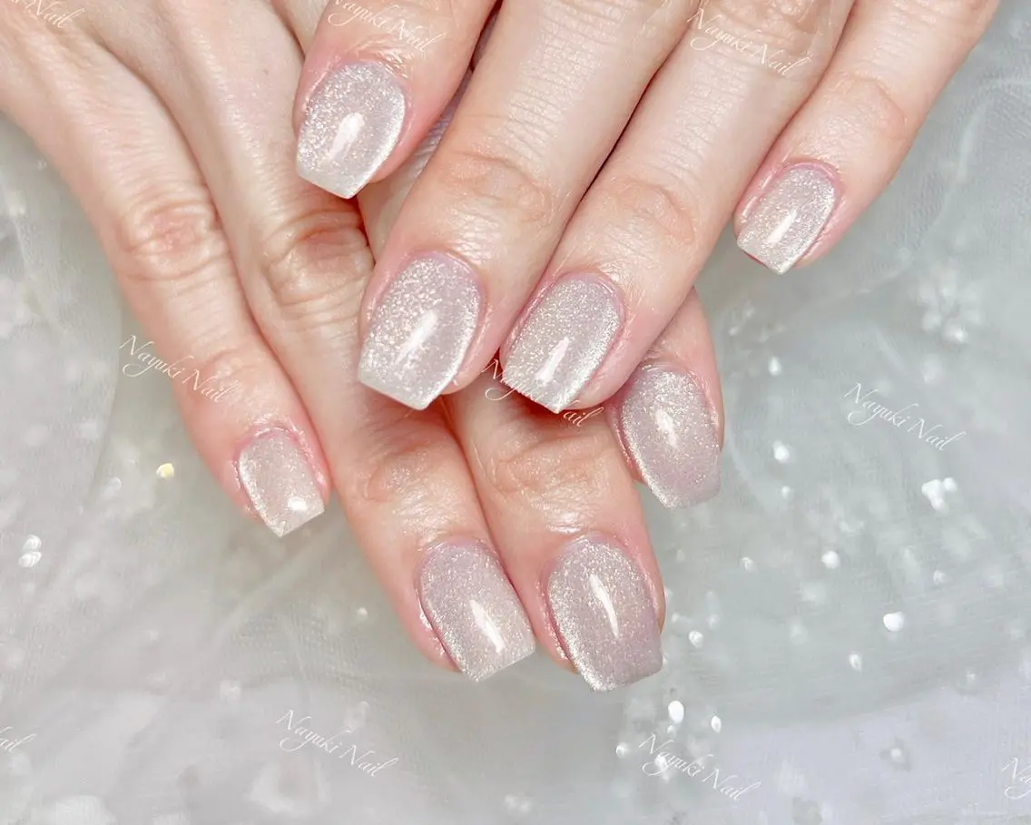 ネイル 🦋 Queenieのネイルデザイン
