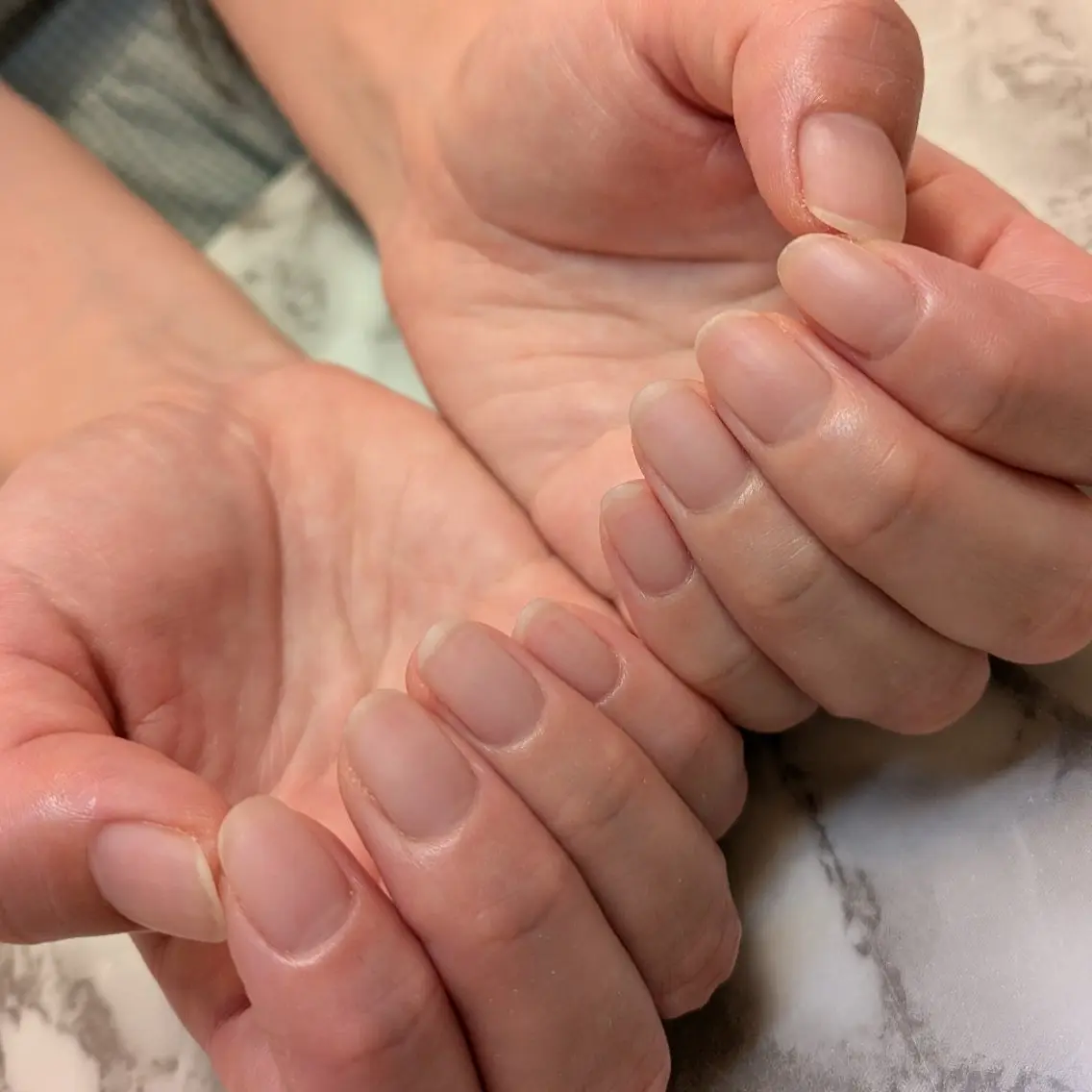 ネイル ジェヌインネイル 河内のネイルデザイン
