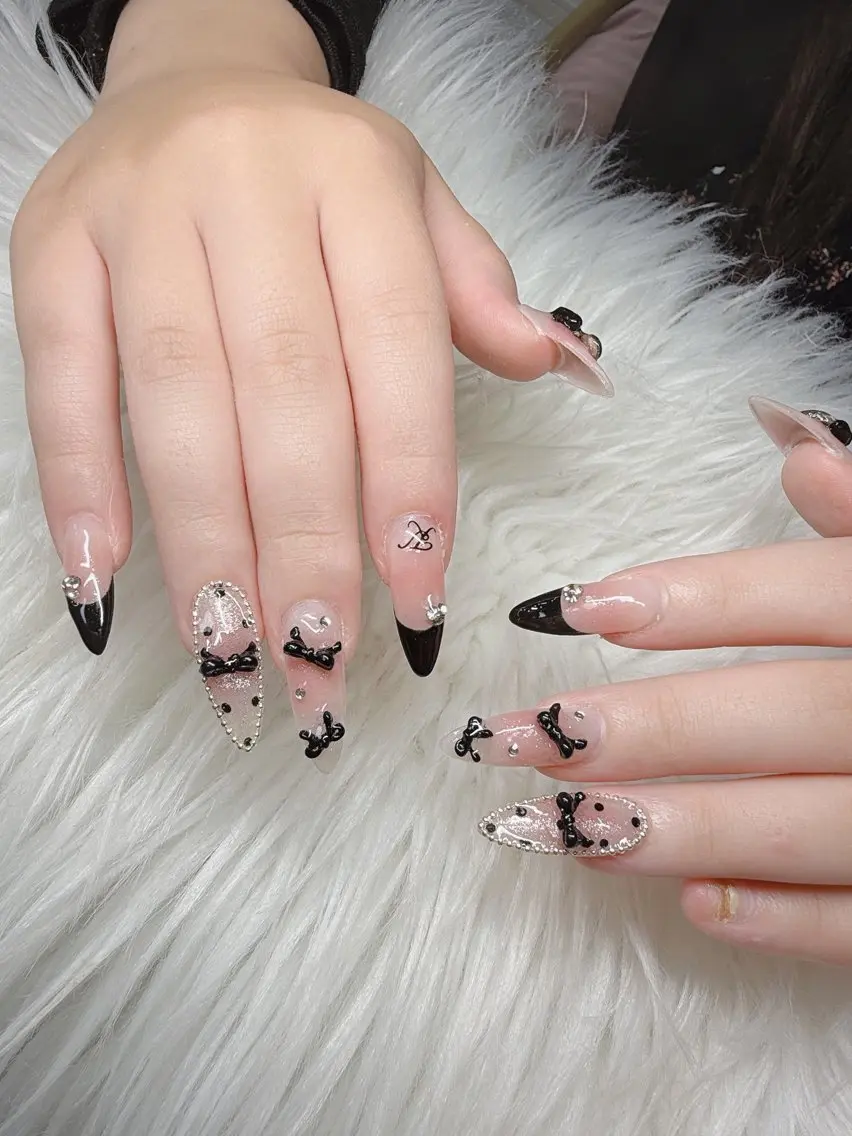 ネイル Lee Nailsのネイルデザイン