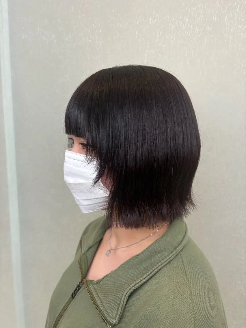 ショート カラー ボブ 顔周りカット レイヤーカット DEEokazaki sae.Aのヘアスタイル