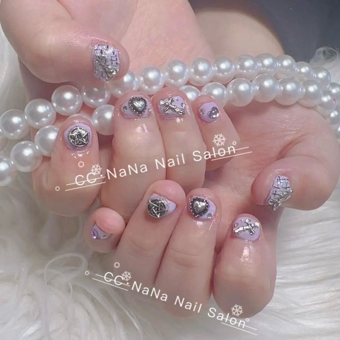 ネイル チークネイル フラッシュネイル ハート キラキラネイル 韓国ネイル ハンドネイル 💎CC・NaNa 韓国風ネイル🌙Cのネイルデザイン