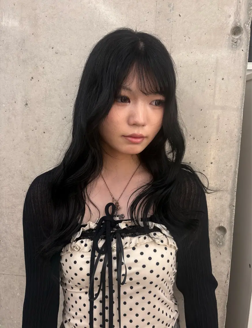 ロング カラー MIES なえのヘアスタイル