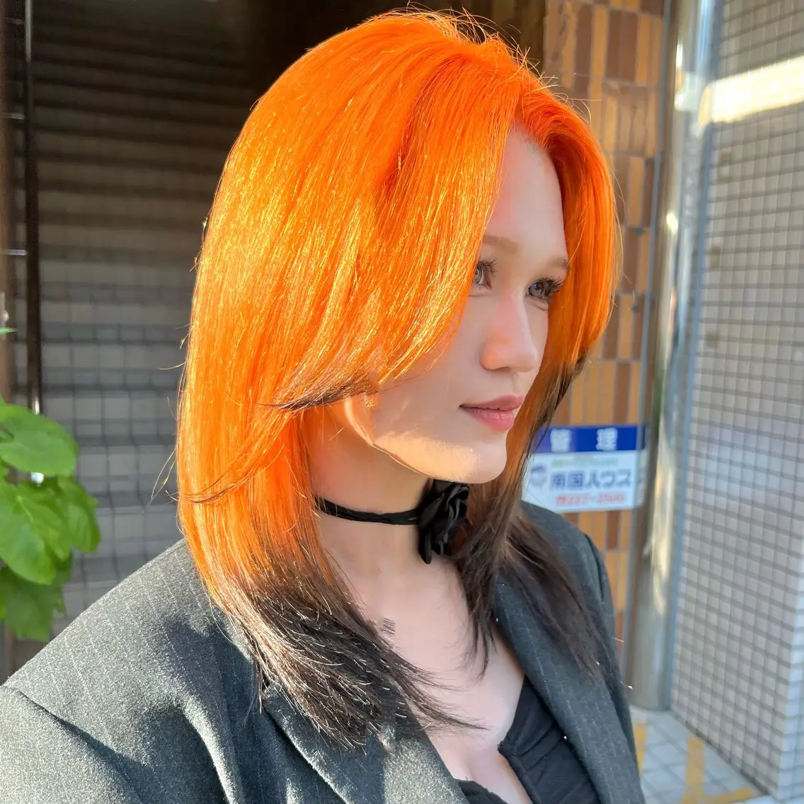 ミディアム カラー ハイトーンカラー オレンジ レイヤーカット カット ヘアカラー 💎ブリーチ特化💎 リタッチ/RYUTOのヘアスタイル