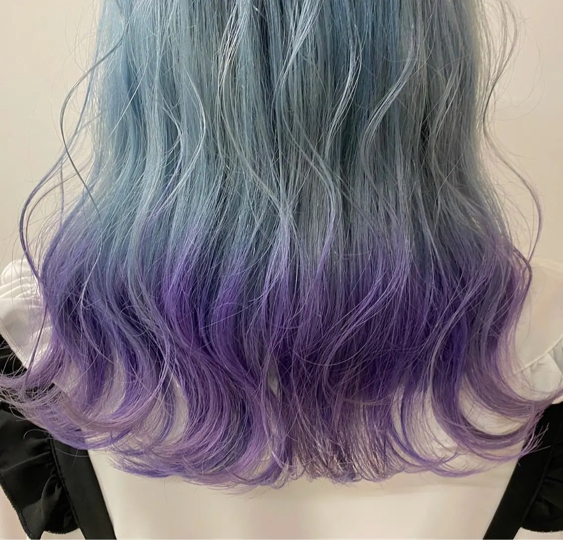ロング カラー パーマ ヘアアレンジ ベージュカラー ブリーチ 透明感カラー グレージュ ラベンダーカラー 中顔面短縮カット🪽 レイヤー🥀コウヘイのヘアスタイル