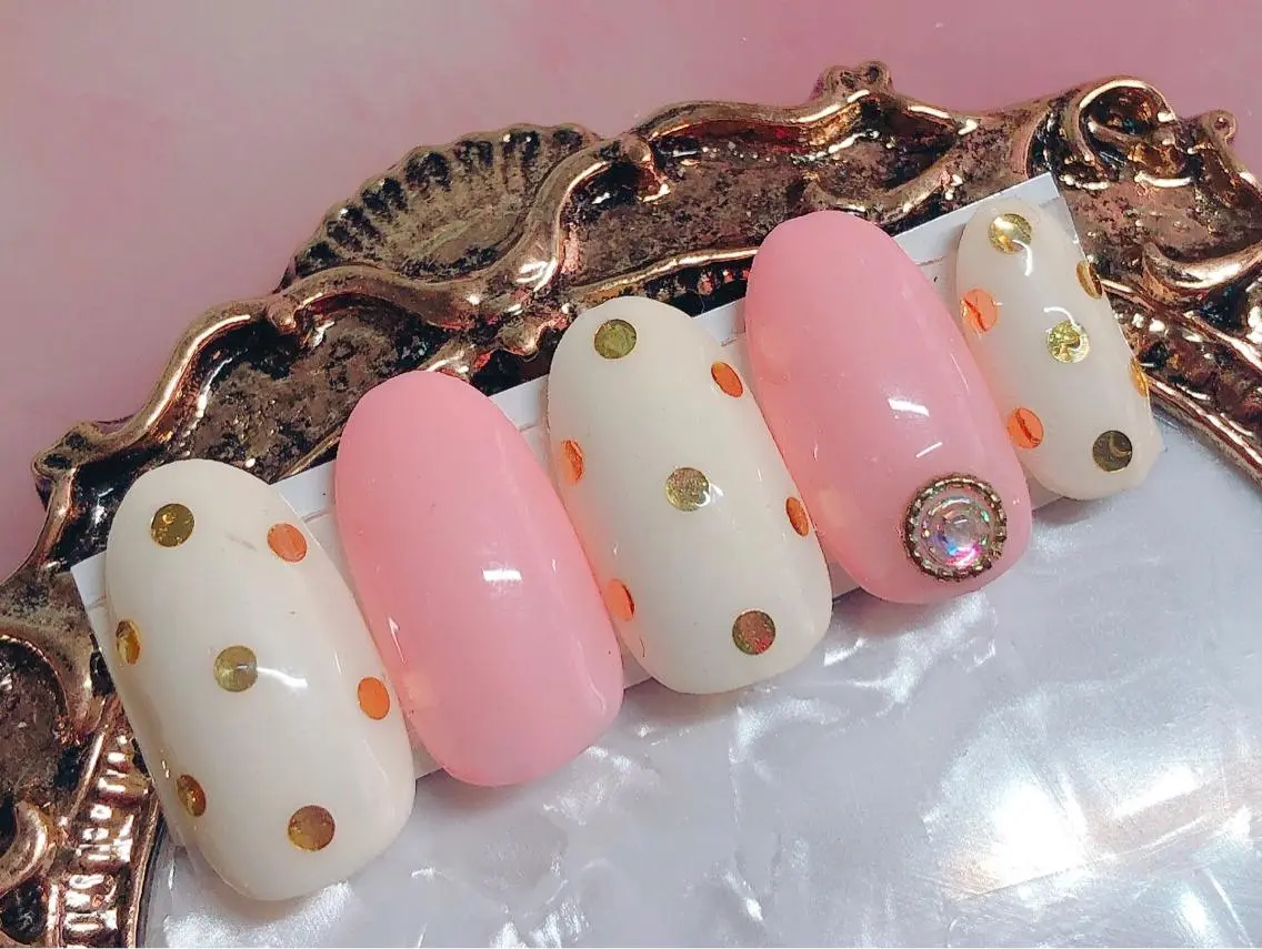 ネイル ハンドネイル CROWN プライベートサロンのネイルデザイン