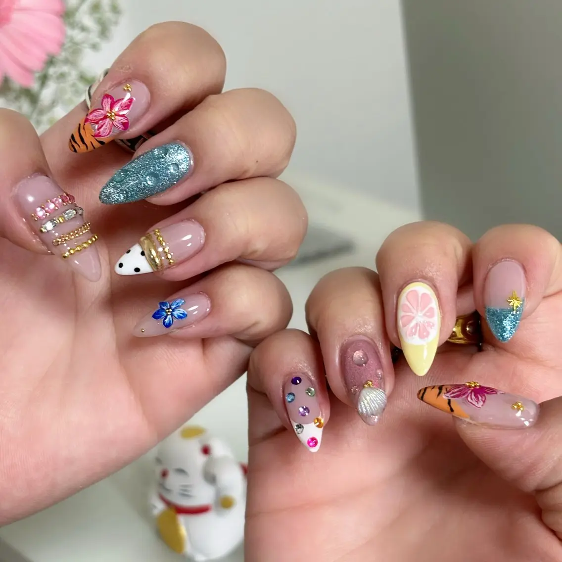 ネイル ゴージャス キラキラネイル 韓国ネイル ロングネイル マグネットネイル ハンドネイル Sully Nail Labのネイルデザイン