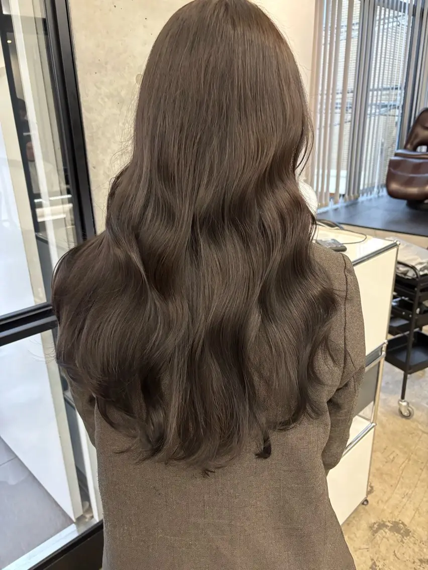セミロング カラー オリーブベージュ きょうかのヘアスタイル