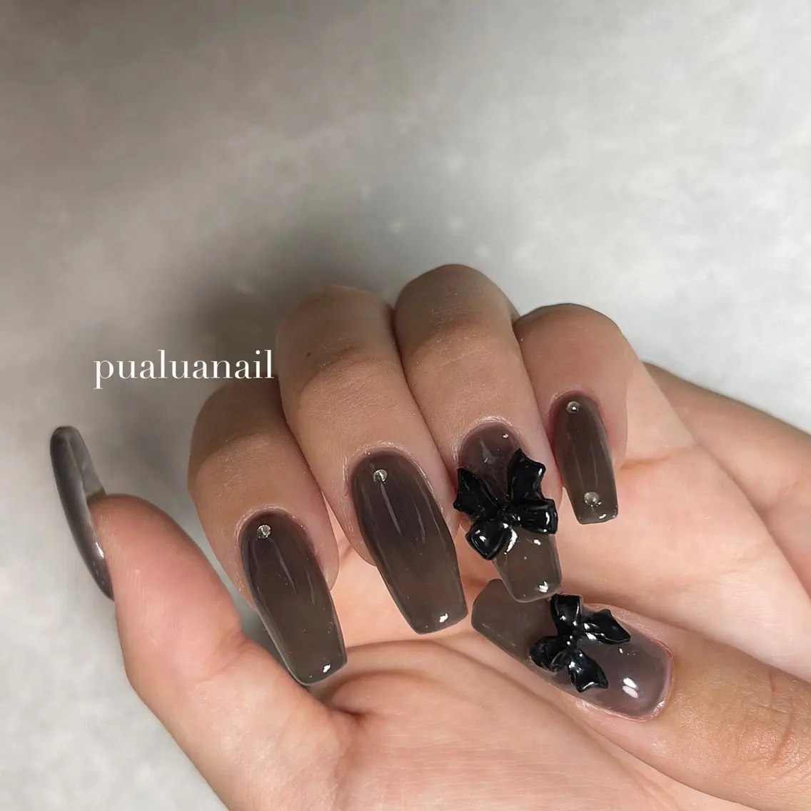 ネイル リボン シンプルネイル ハンドネイル pualua miharuのネイルデザイン