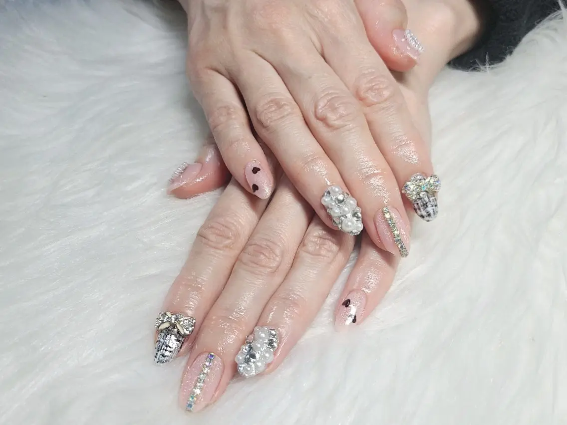 ネイル ハンドネイル Lily Eye&Nailのネイルデザイン