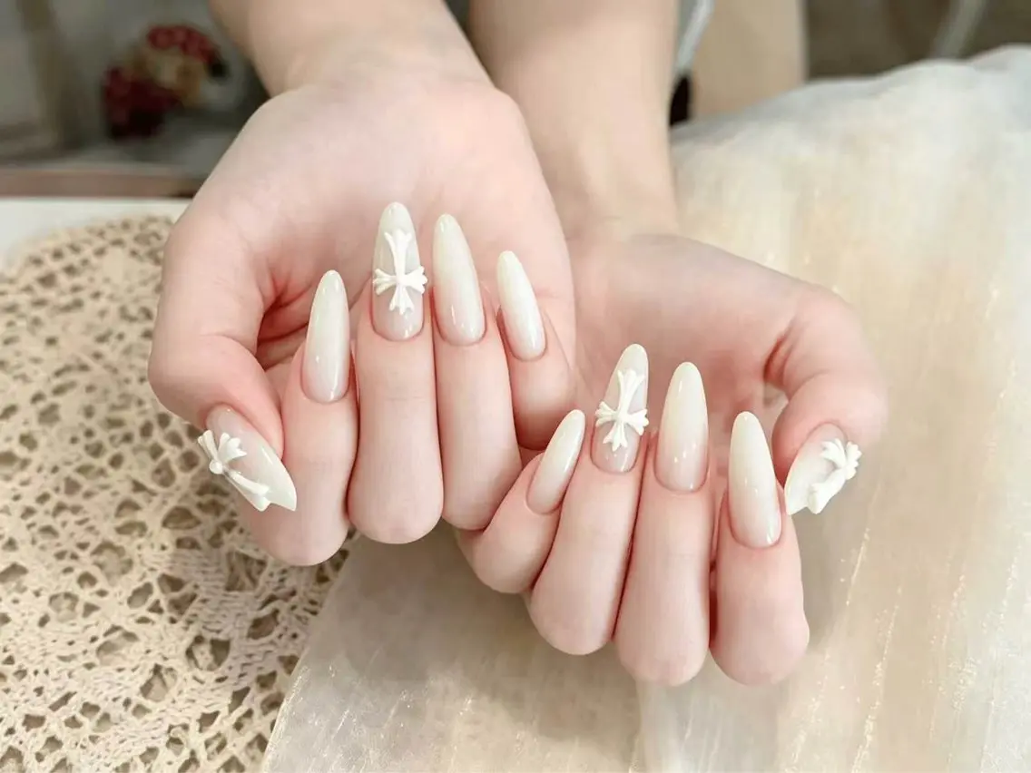 ネイル ハンドネイル H3 Nail シロのネイルデザイン